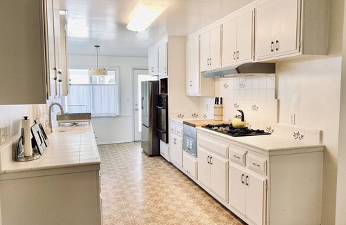 Mar Vista House | Garden view entire house 4 bedroom 2 bathroom