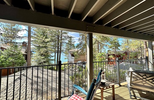 Elk Point House | Gated Community, walk to Private Beach, Hot Tub, BBQ (EP439)