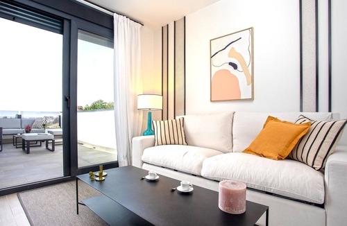 Distrito Norte Sierra Apartment | Genteel Home Arruzafa VI