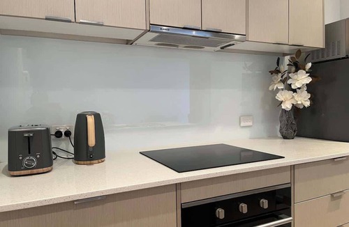 Glen Waverley Apartment | Glen Waverley Modern Apt near Syndal Station