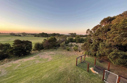 Fingal House | Golf Course Retreat - 5 Min to Hot Springs & Beach