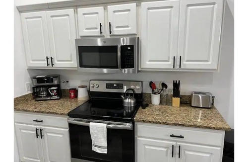 Emerald Shores House | Good Vibes On Gulf Near The Beach And Downtown
