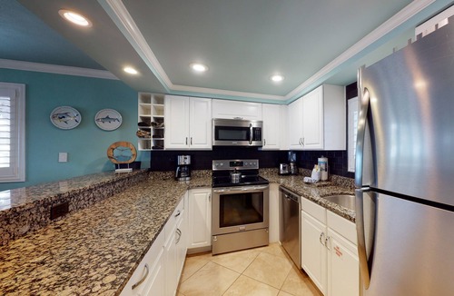 Miramar Beach Condo | Gorgeous beachfront condo with a pool & private beach access