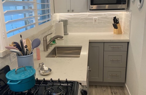 Tustin Apartment | Gorgeous Small Private Pool House