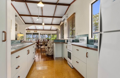 Bellara House | Grandads Beach House