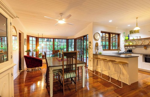 Bilambil House | Grande Eden Estate - Private Peaceful - Spa Saltwater Pool Infrared Sauna