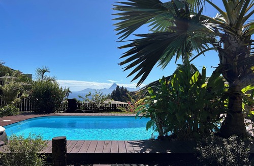 Punaauia House | Great pool villa with very high speed Wifi, air conditioning, billiards!