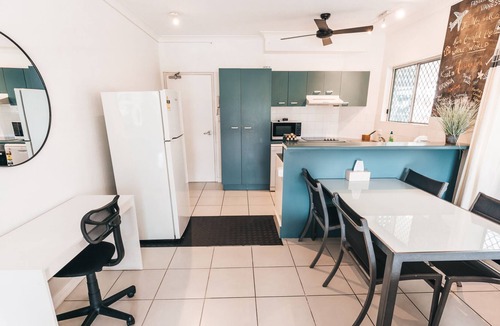 Cairns North Apartment | GREAT VALUE FOR MONEY.
