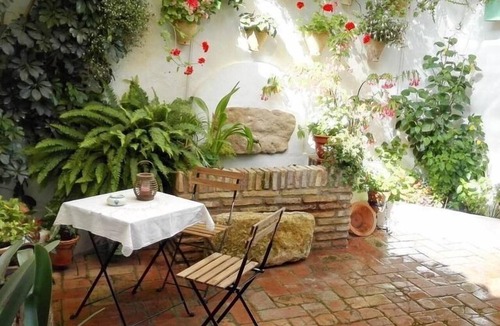 San Basilio Apartment | Green Apartment Ensuite with Shower-Balcony