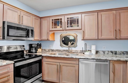 Orange Beach East Condo | Ground Floor Phoenix X 2br Condo!