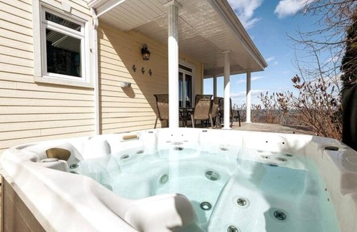 Saint Irenee Ski Chalet | Hôtel à la maison - La Brise Marine, spa et plage