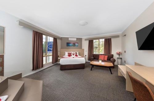 Queanbeyan West Hotel | Hamilton's Queanbeyan Motel