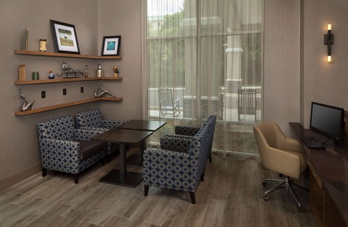 Asheville Hotel | Hampton Inn & Suites Asheville Biltmore Village