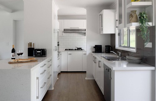 Strath Creek House | Headley Homestead - The Village Green