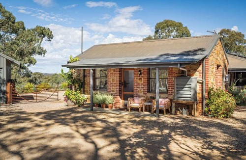 Castlemaine Apartment | HeartStone Hill - Studio - A bush retreat in Castlemaine