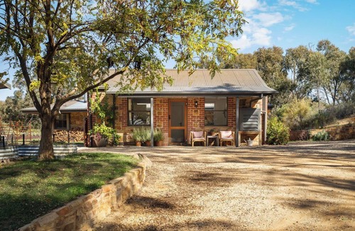 Castlemaine Apartment | HeartStone Hill - Studio - A bush retreat in Castlemaine