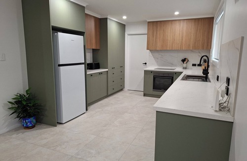 Mount Gambier House | Heinlen Family Retreat on Boandik