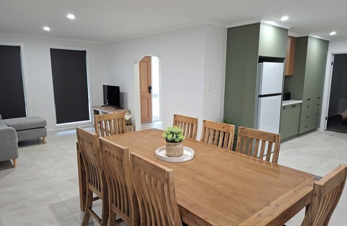 Mount Gambier House | Heinlen Family Retreat on Boandik