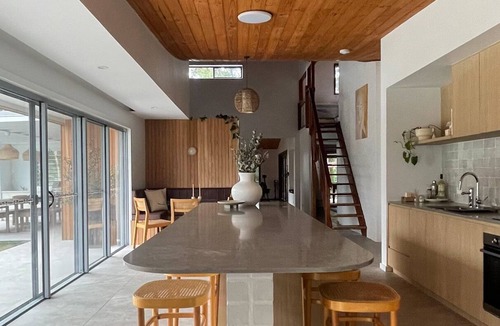 Currumbin Valley House | Hidden Valley Estate | 2 houses | 3 acres