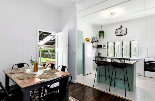 Howard House | Hideaway in Howard - Beautiful!