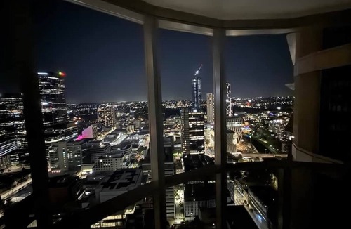 Parramatta Apartment | High Rise Luxury With Skyline Views