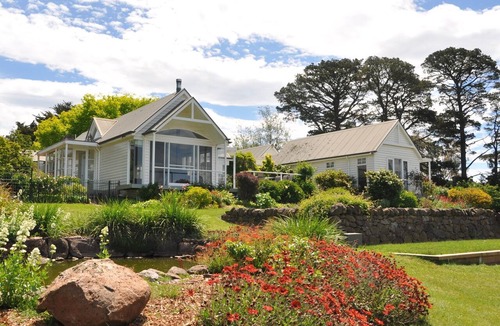 Rochford House | Hillcrest Country Estate, Beautiful location in Macedon Ranges