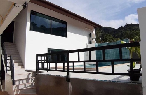Kamala Apartment | Hillside Studio Vacation Apartment with Pool