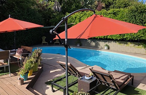 Los Angeles Apartment | Hilltop Guest suite/Studio with beautiful views and pool