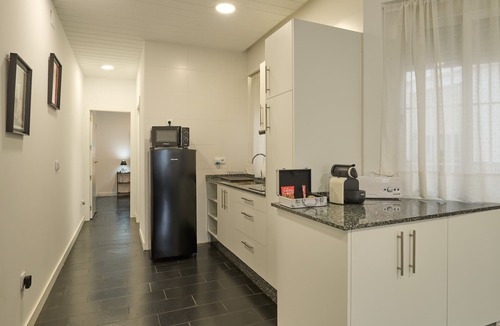 Distrito Noroeste Apartment | Holiday Apartment "Aligrama Cordoba" with A/C & Wi-Fi