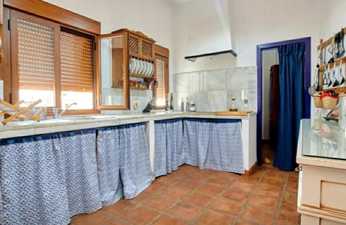 Villanueva del Rey House | Holiday Home 'El Retiro Vivienda Rural' with Private Pool, Private Terrace and Wi-Fi