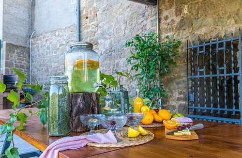 Biosca House | Holiday house Biosca for 1 - 15 persons with 5 bedrooms - Row house