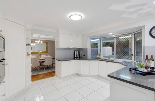 Parkinson House | Holiday Inn - best choice for families