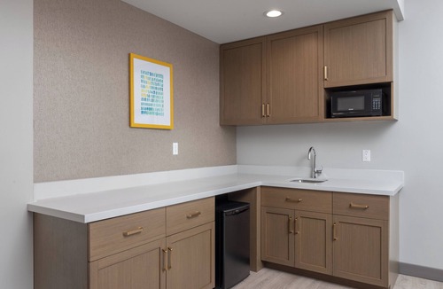Monterey Park Hotel | Holiday Inn & Suites Monterey Park Los Angeles by IHG