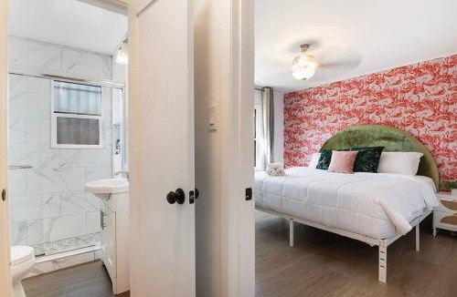 The Flats Apartment | Hollywood Gem 1BR Apt Sleeps 4