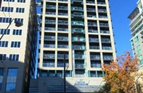 Adelaide Central Business District Apartment | Horizons 1402 · 2 bedroom Spa Apartment with Stunning Views