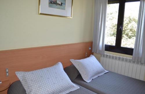 Figueres House | Hostal Bartis
