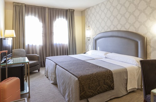 Distrito Centro Hotel | Hotel Macià Alfaros