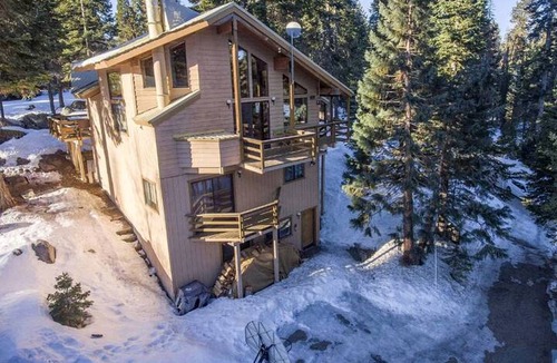 Ponderosa House | House ∙ 3 bedrooms ∙ 6 guests