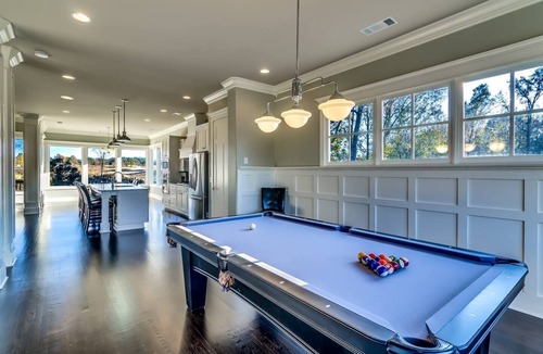 Prattville House | House Built For Groups - 4 Suites, 8 Beds, 5 TV's!