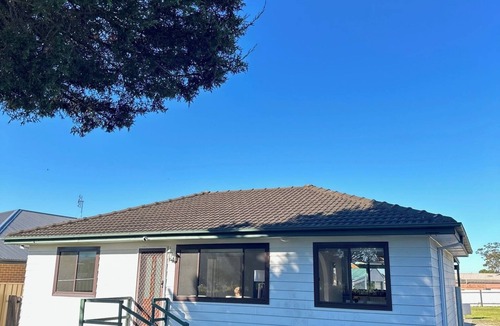 Bomaderry House | House of Work Holiday & family