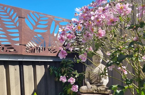 Bendigo Cottage | Hyacinth House self contained cottage