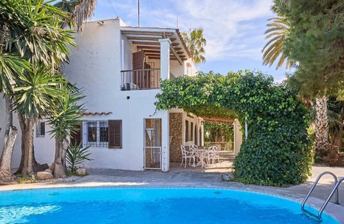 Sant Jordi de Ses Salines Villa | Ibicenco Beach Villa