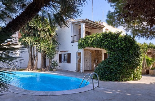 Sant Jordi de Ses Salines Villa | Ibicenco Beach Villa