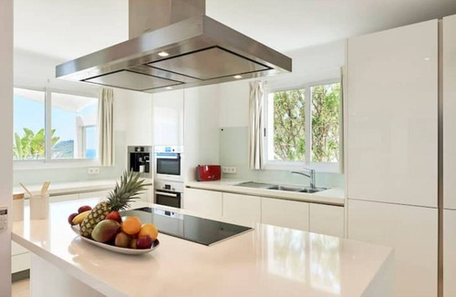 Roca Llisa Villa | IBIZA ROCALLISA VILLA CAN CANTU WITH SPECTACULAR SEA VIEWS FOR 8 PEOPLE