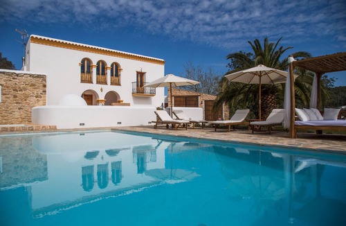 Sant Joan de Labritja Cottage | Ibizan house with garden, pool and outdoor jacuzzi.