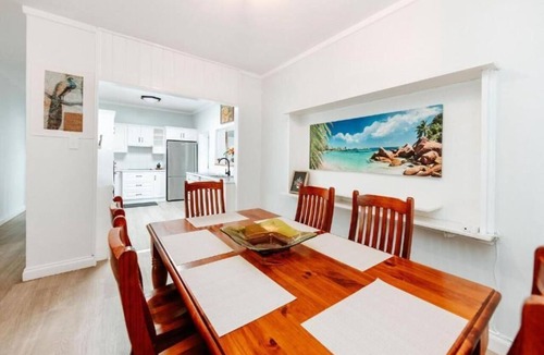 Nowra House | ICONIC ESCAPE NOWRA - Entire house