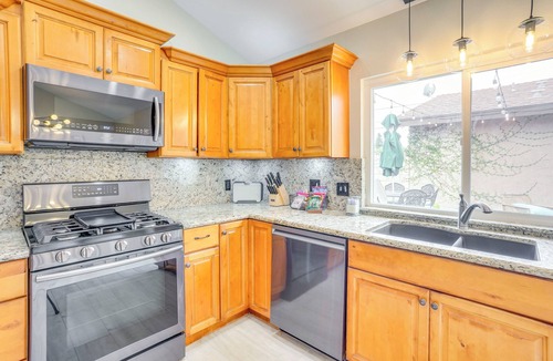 North Tustin House | Idyllic Tustin Home w/Private Patio & Grill