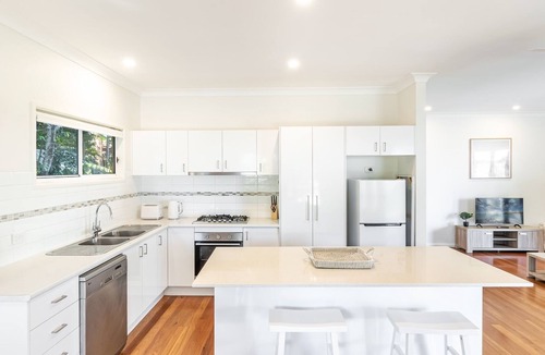 Iluka House | Iluka Sea Glass - Stay & Play by the Beautiful Clarence River