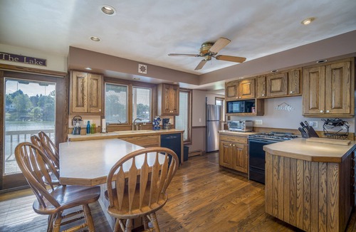 Findley Lake House | Immaculate & Spacious Lakefront Home/Intsa: griffinslanding x findley lake