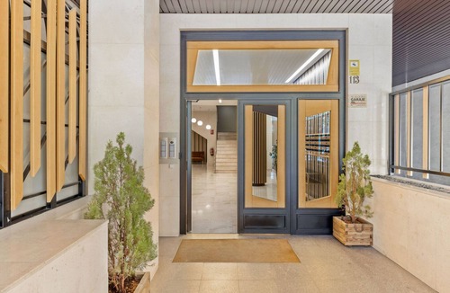 El Viso Apartment | Immpecable Chamartín 1BR w/terrace, by Blueground